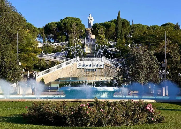 Estiloso Estudio En Gran Via, Vistas Al Huerva サラゴサ